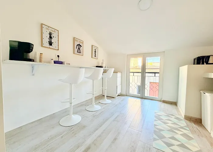 Nautilus 住宿加早餐酒店 斯卡莱阿