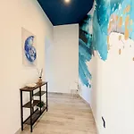 Nautilus Bed & Breakfast 3*